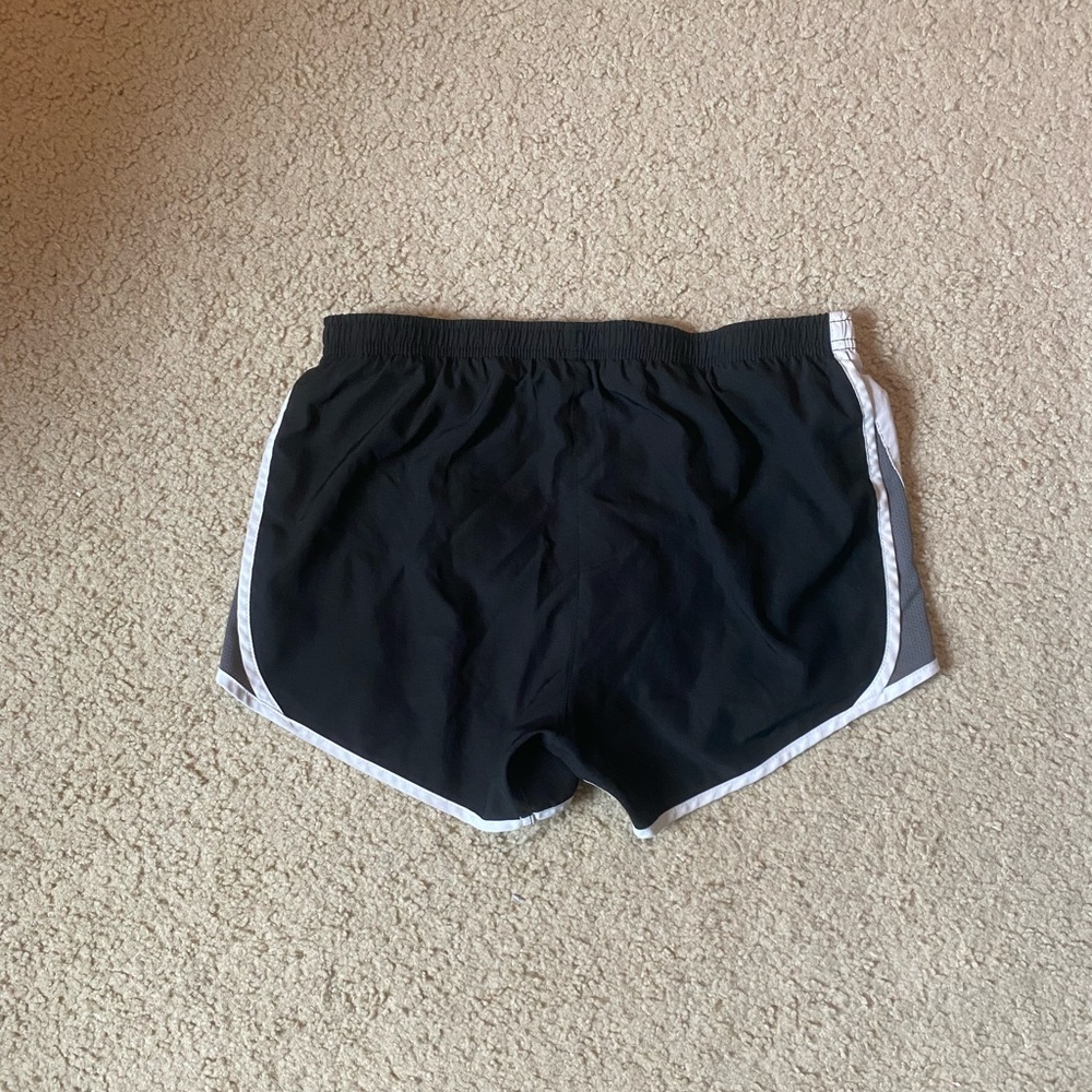 Dri-Fit Shorts - Picture 2 of 3